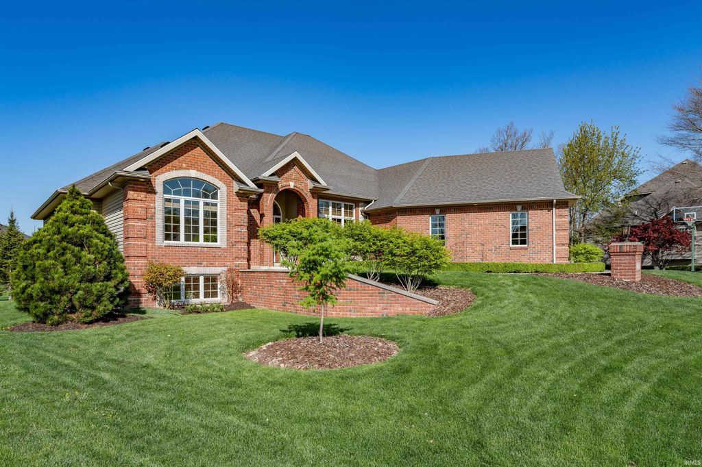 Photo of 3106 Greythorne Court, Fort Wayne, IN 46814 (MLS # 202614474)
