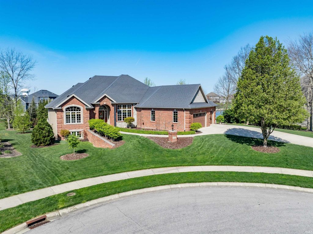 Photo of 3106 Greythorne Court, Fort Wayne, IN 46814 (MLS # 202614474)