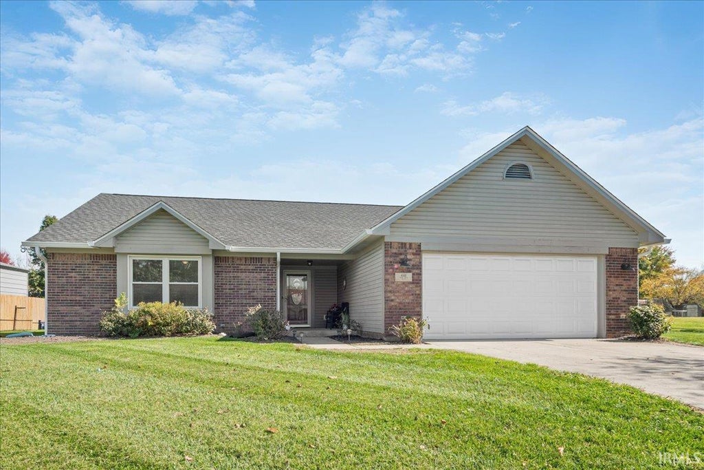 Photo of 621 Red Oak Way, Mooresville, IN 46158 (MLS # 202644732)