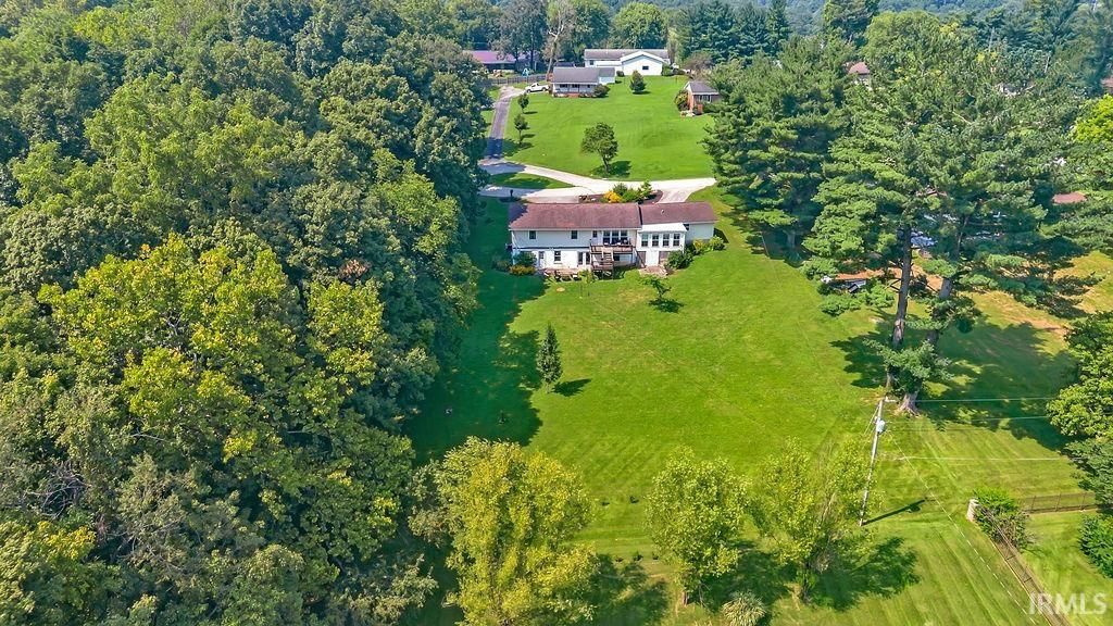 Photo of 1744 parkview Drive, Bedford, IN 47421 (MLS # 202605023)