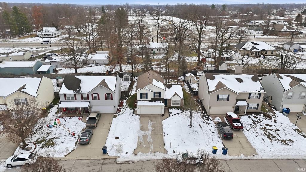 Photo of 1603 Bear Claw Lane, Fort Wayne, IN 46845 (MLS # 202548868)