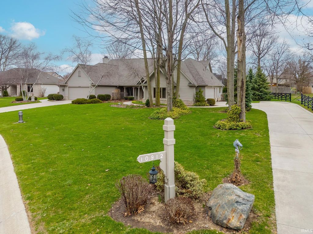 Photo of 10912 La Cabreah Lane, Fort Wayne, IN 46845 (MLS # 202609897)