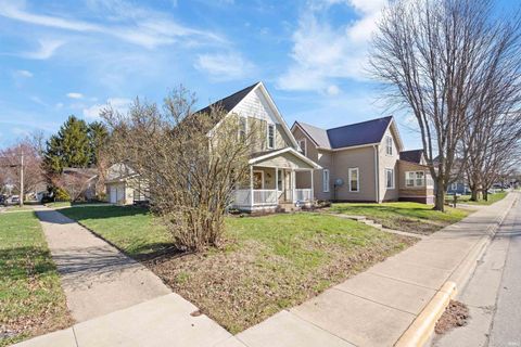 Tiny photo for 121 W Walnut Street, Flora, IN 46929 (MLS # 202608754)