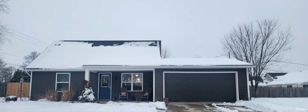 Photo of 1714 E Homestead Drive, Garrett, IN 46738 (MLS # 202547846)