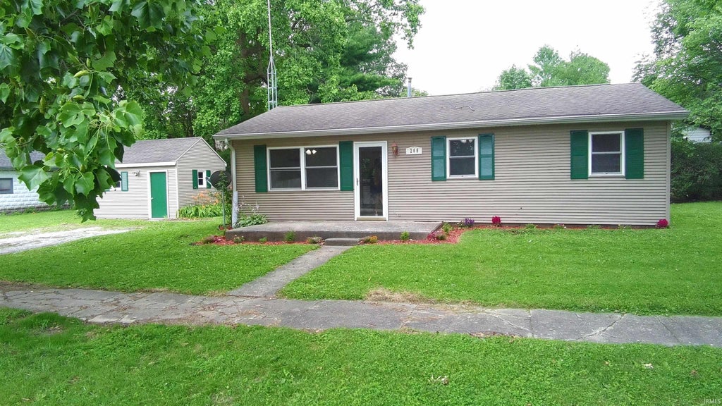 Photo of 208 N Sheets Street, Oxford, IN 47971 (MLS # 202625482)