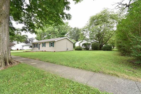 Tiny photo for 208 N Sheets Street, Oxford, IN 47971 (MLS # 202625482)