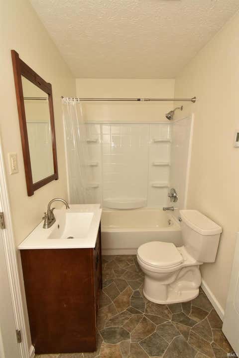 Tiny photo for 208 N Sheets Street, Oxford, IN 47971 (MLS # 202625482)