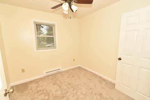 Tiny photo for 208 N Sheets Street, Oxford, IN 47971 (MLS # 202625482)