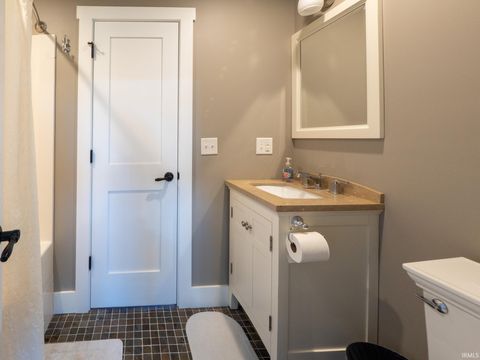 Tiny photo for 5508 E Golden Acres Court, Monticello, IN 47960 (MLS # 202542043)