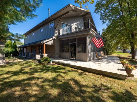 Tiny photo for 5508 E Golden Acres Court, Monticello, IN 47960 (MLS # 202542043)