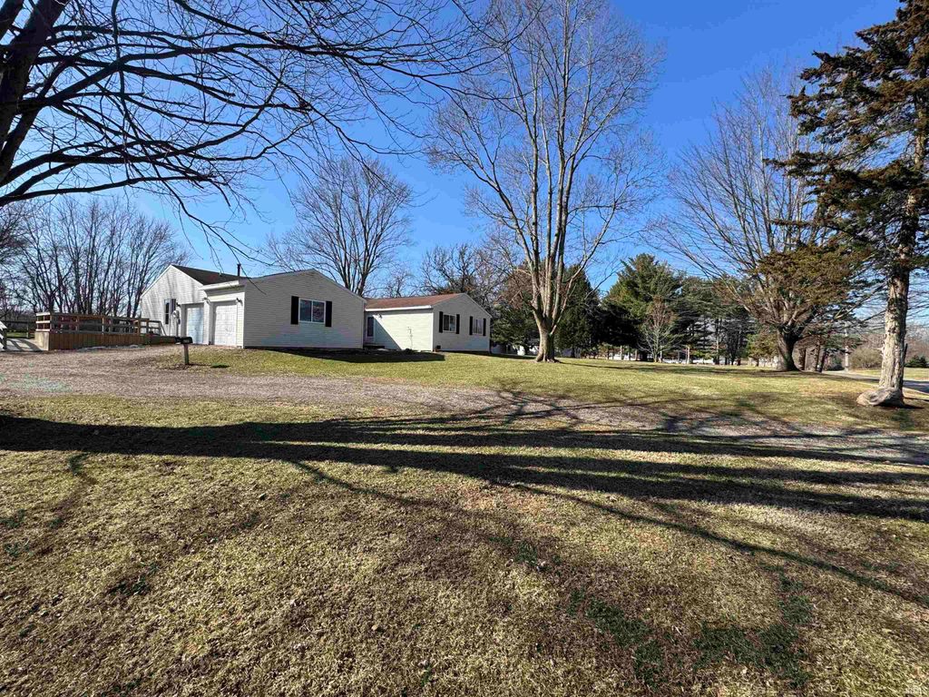Photo of 6561 W ST RD 16 Road, Roann, IN 46974 (MLS # 202608282)