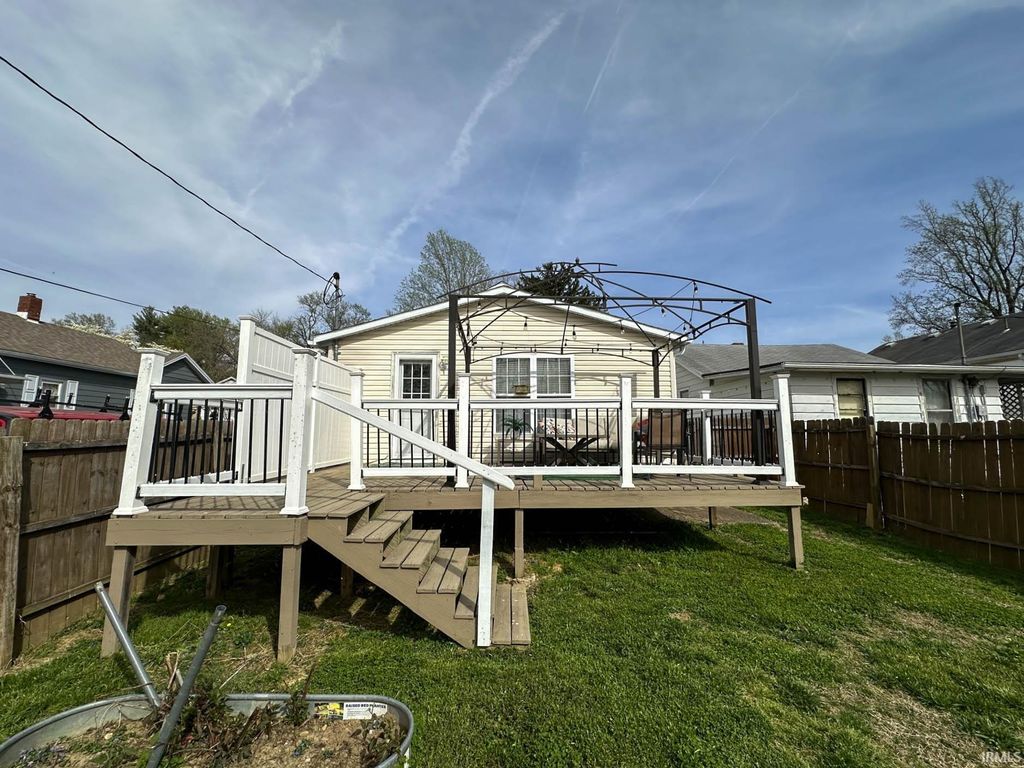 Photo of 114 Rupper Avenue, Evansville, IN 47712 (MLS # 202611236)