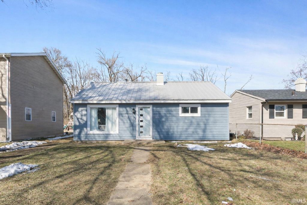 Photo of 1423 Corby Boulevard, South Bend, IN 46617 (MLS # 202607061)