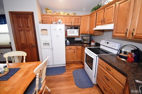 Tiny photo for 4708 N Springwater Drive, Frankfort, IN 46041 (MLS # 202605706)