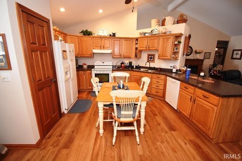 Tiny photo for 4708 N Springwater Drive, Frankfort, IN 46041 (MLS # 202605706)