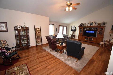 Tiny photo for 4708 N Springwater Drive, Frankfort, IN 46041 (MLS # 202605706)