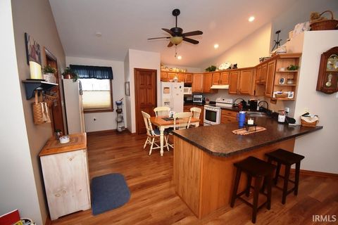 Tiny photo for 4708 N Springwater Drive, Frankfort, IN 46041 (MLS # 202605706)