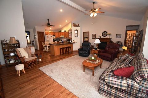 Tiny photo for 4708 N Springwater Drive, Frankfort, IN 46041 (MLS # 202605706)