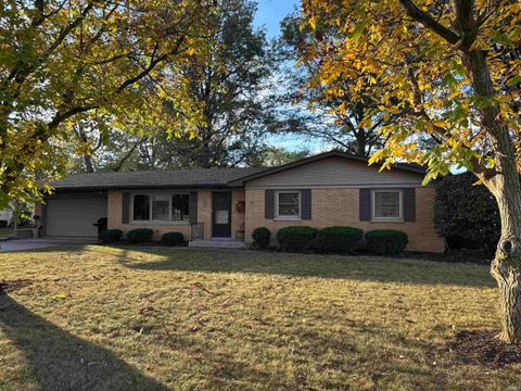 Photo of 1224 W Clark St, Berne, IN 46711 (MLS # 202542201)