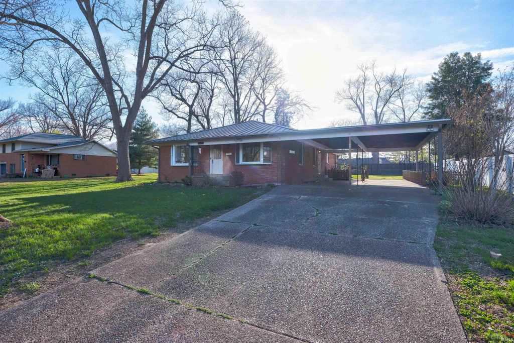 Photo of 326 S 5th Street, Rockport, IN 47635 (MLS # 202609408)