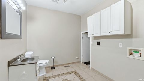 Tiny photo for 1337 Wabash Avenue, Fort Wayne, IN 46803 (MLS # 202612663)