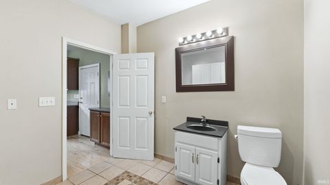 Tiny photo for 1337 Wabash Avenue, Fort Wayne, IN 46803 (MLS # 202612663)