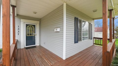 Tiny photo for 1337 Wabash Avenue, Fort Wayne, IN 46803 (MLS # 202612663)