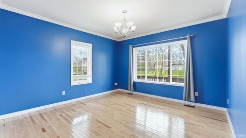 Tiny photo for 1337 Wabash Avenue, Fort Wayne, IN 46803 (MLS # 202612663)