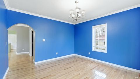 Tiny photo for 1337 Wabash Avenue, Fort Wayne, IN 46803 (MLS # 202612663)