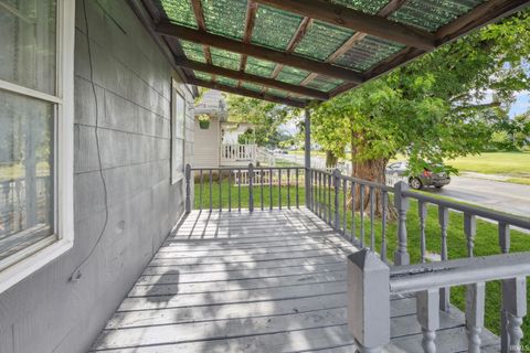 Tiny photo for 1110 E Taylor Street, Kokomo, IN 46901 (MLS # 202529180)