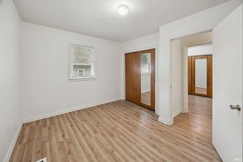 Tiny photo for 1110 E Taylor Street, Kokomo, IN 46901 (MLS # 202529180)