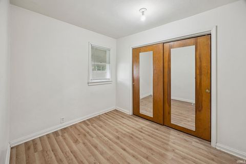 Tiny photo for 1110 E Taylor Street, Kokomo, IN 46901 (MLS # 202529180)