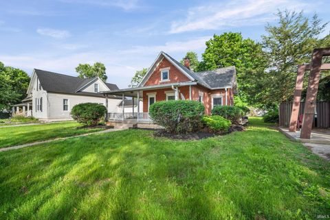 Tiny photo for 128 W Summitt Street, Delphi, IN 46923 (MLS # 202619348)