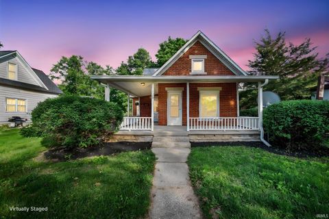 Photo of 128 W Summitt Street, Delphi, IN 46923 (MLS # 202619348)