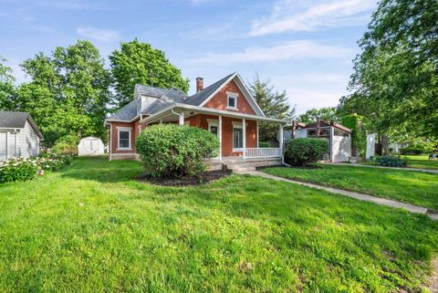 Tiny photo for 128 W Summitt Street, Delphi, IN 46923 (MLS # 202619348)