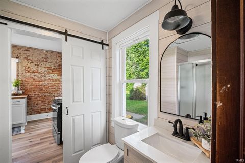 Tiny photo for 128 W Summitt Street, Delphi, IN 46923 (MLS # 202619348)