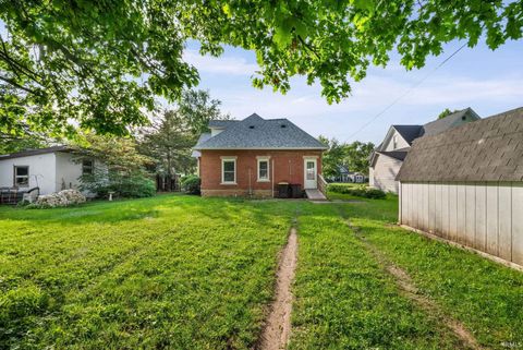 Tiny photo for 128 W Summitt Street, Delphi, IN 46923 (MLS # 202619348)