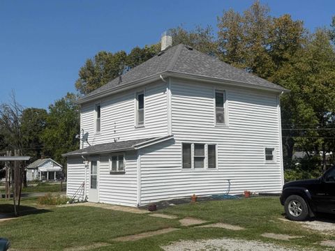 Tiny photo for 1121 Smith Street, Logansport, IN 46947 (MLS # 202537846)