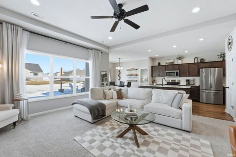 Tiny photo for 748 Carrara Court, Fort Wayne, IN 46818 (MLS # 202605168)