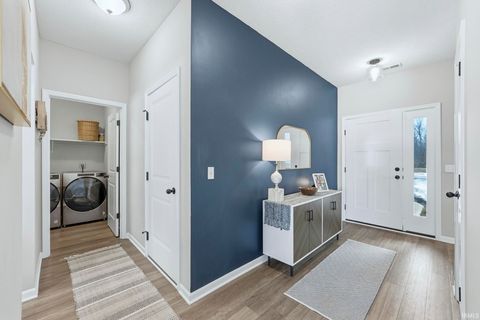 Tiny photo for 748 Carrara Court, Fort Wayne, IN 46818 (MLS # 202605168)