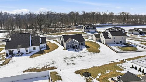 Tiny photo for 748 Carrara Court, Fort Wayne, IN 46818 (MLS # 202605168)