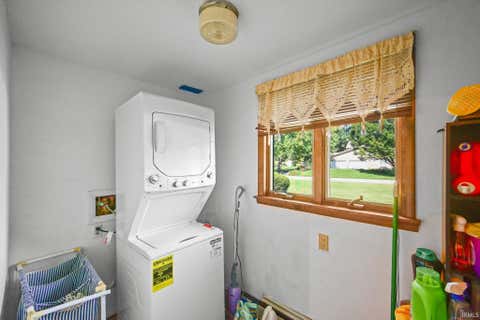 Tiny photo for 1300 Fairway Drive, Kokomo, IN 46901 (MLS # 202631430)