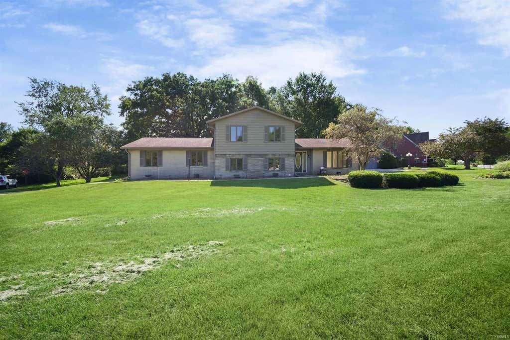 Photo of 1300 Fairway Drive, Kokomo, IN 46901 (MLS # 202631430)