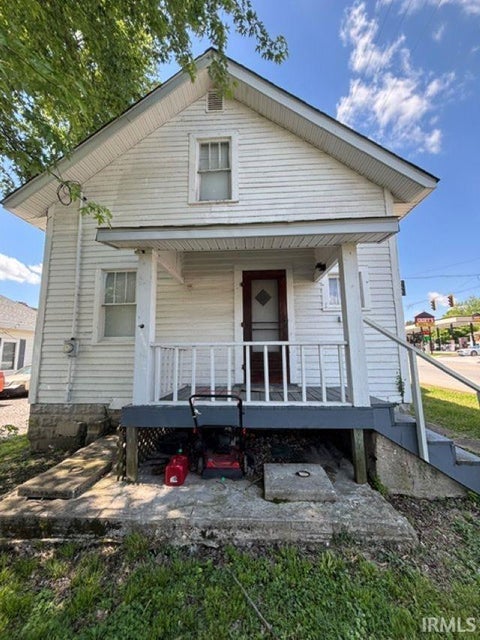 Tiny photo for 109 N Washington Street, Bainbridge, IN 46105 (MLS # 202638903)