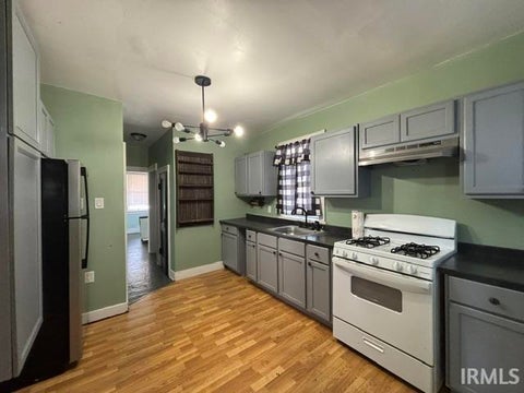 Tiny photo for 109 N Washington Street, Bainbridge, IN 46105 (MLS # 202638903)