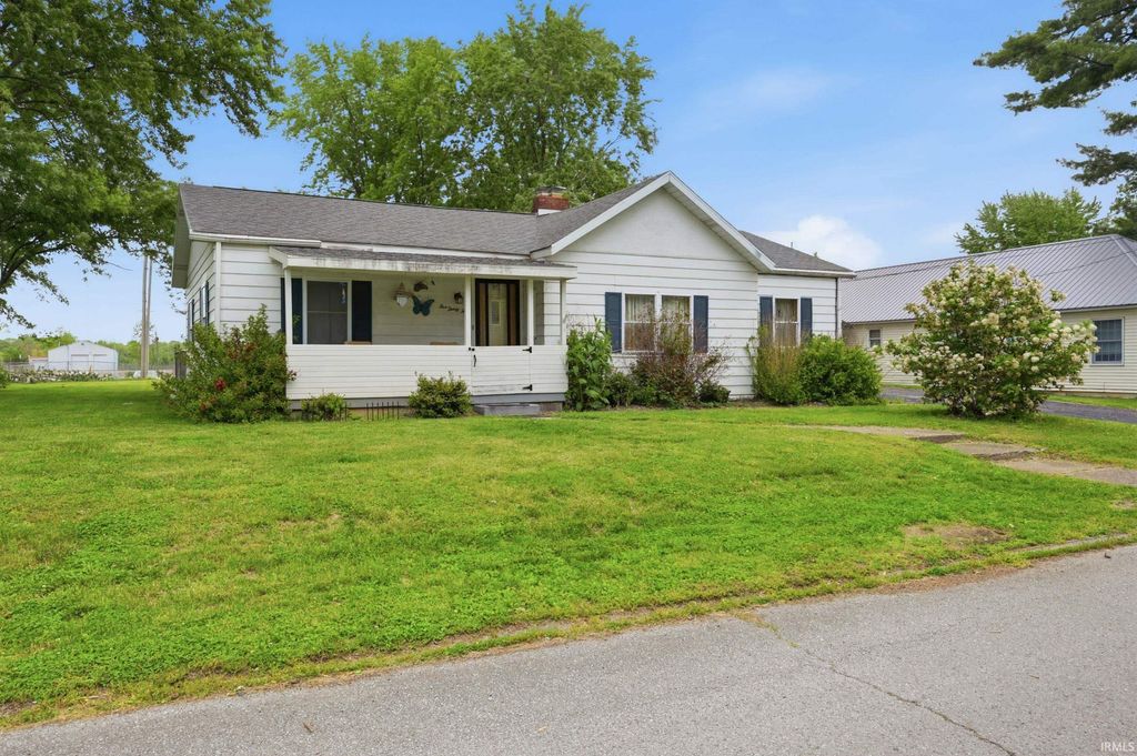 Photo of 532 North Street, Knightstown, IN 46148 (MLS # 202616673)
