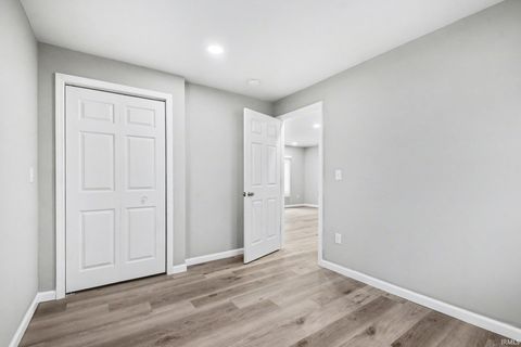 Tiny photo for 2105 S Taylor Street, South Bend, IN 46613 (MLS # 202609686)