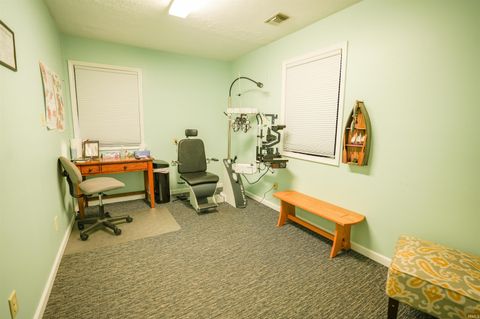 Tiny photo for 506 S Country Lane, Monticello, IN 47960 (MLS # 202546491)