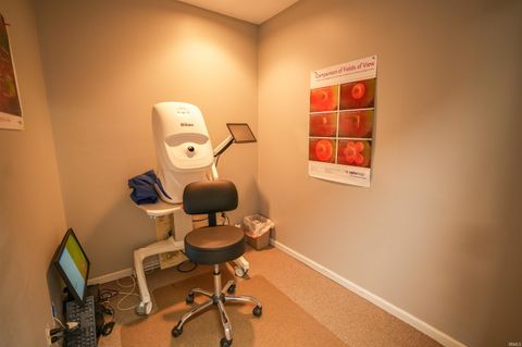 Tiny photo for 506 S Country Lane, Monticello, IN 47960 (MLS # 202546491)