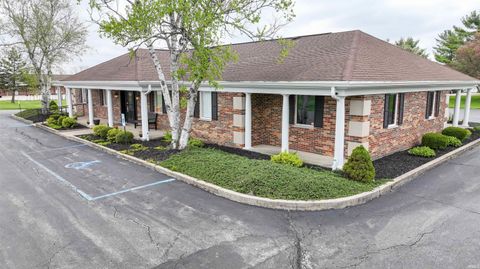 Tiny photo for 506 S Country Lane, Monticello, IN 47960 (MLS # 202546491)